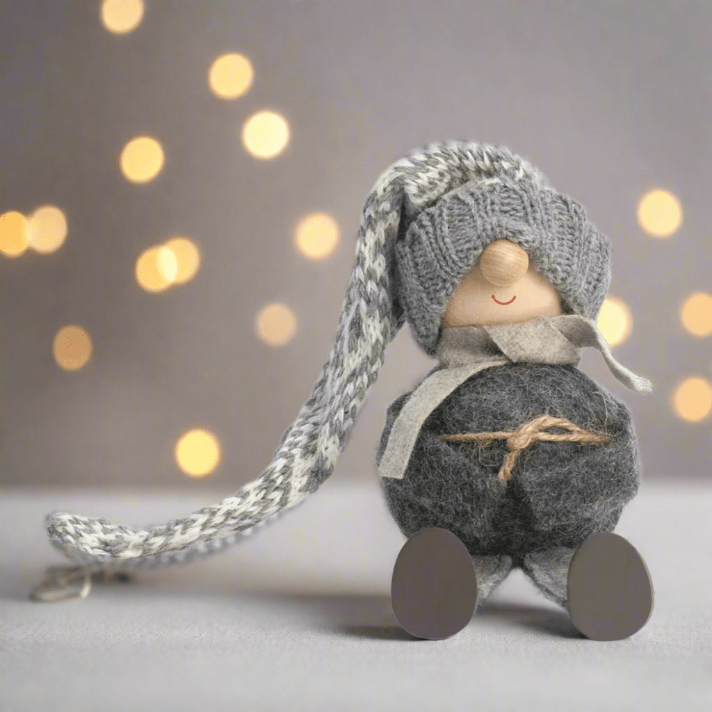 Tomte Gnome - Cousin Gustav (Grey Knitted Cap) - Che Cose Belle