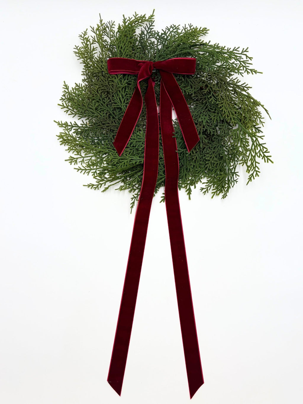 Traditional Red Mini Cedar Cabinet Wreaths with Ribbon - Che Cose Belle