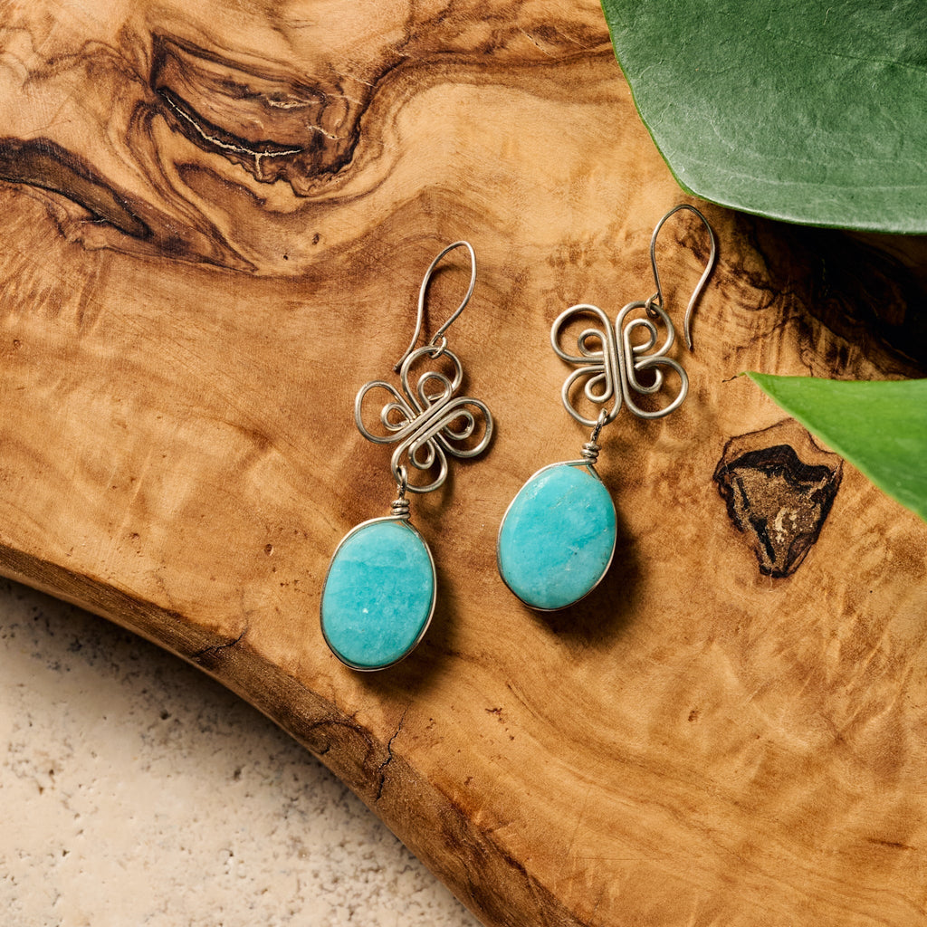 Trebol Amazonite Dangle Earrings - Che Cose Belle