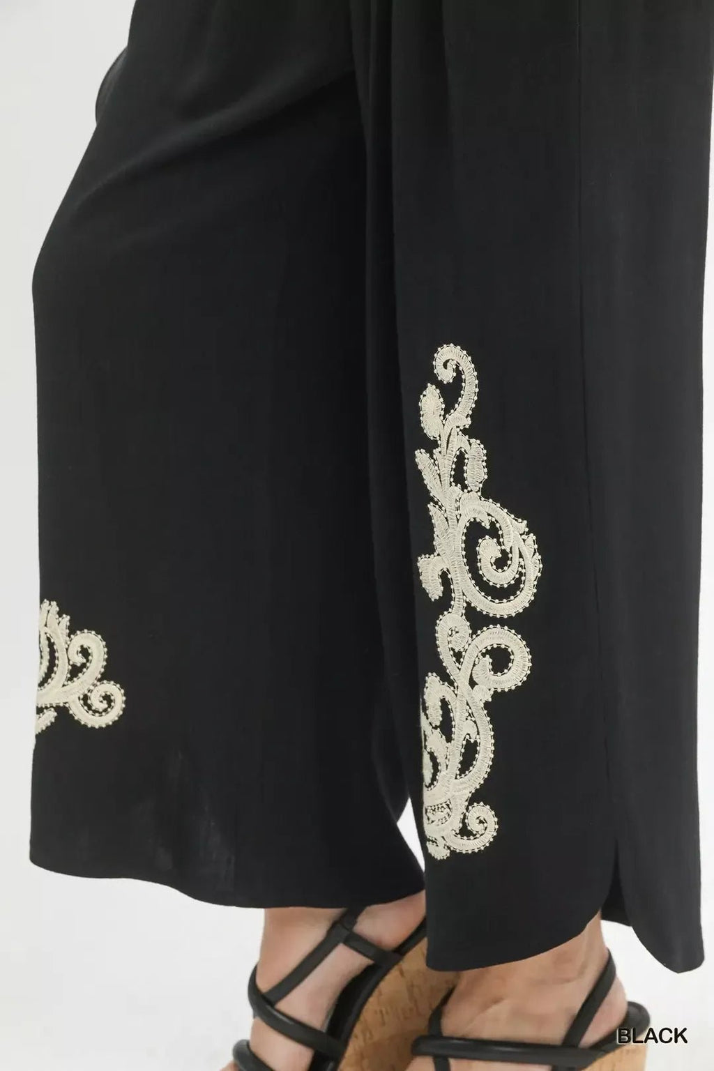 Umgee Linen Embroidered Wide - Leg Boho Pants - Che Cose Belle