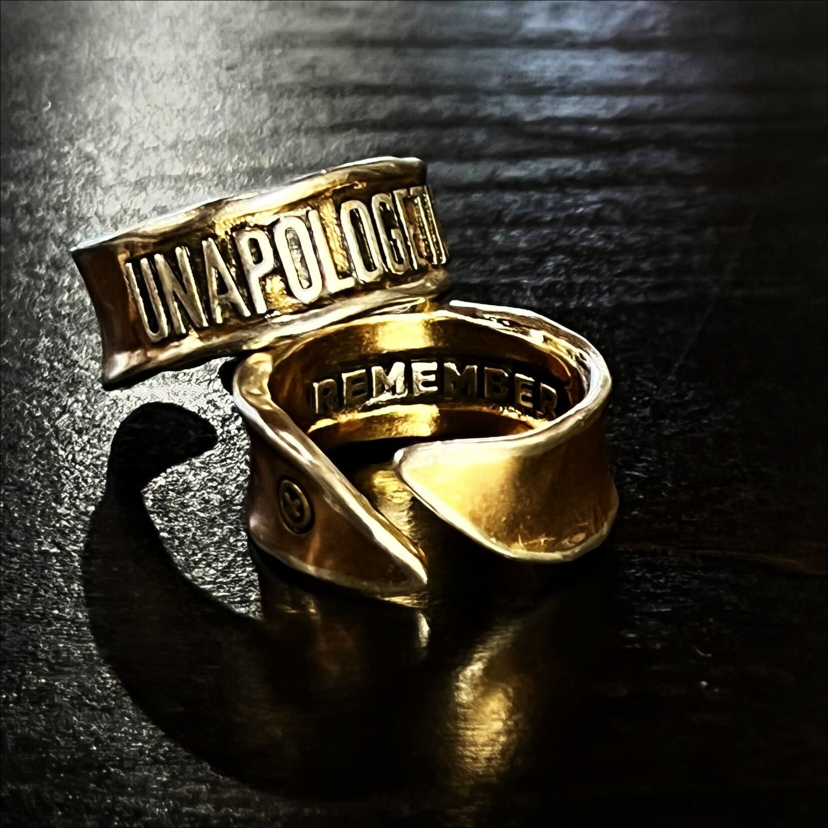 Unapologetic Remember Adjustable Ring - Che Cose Belle