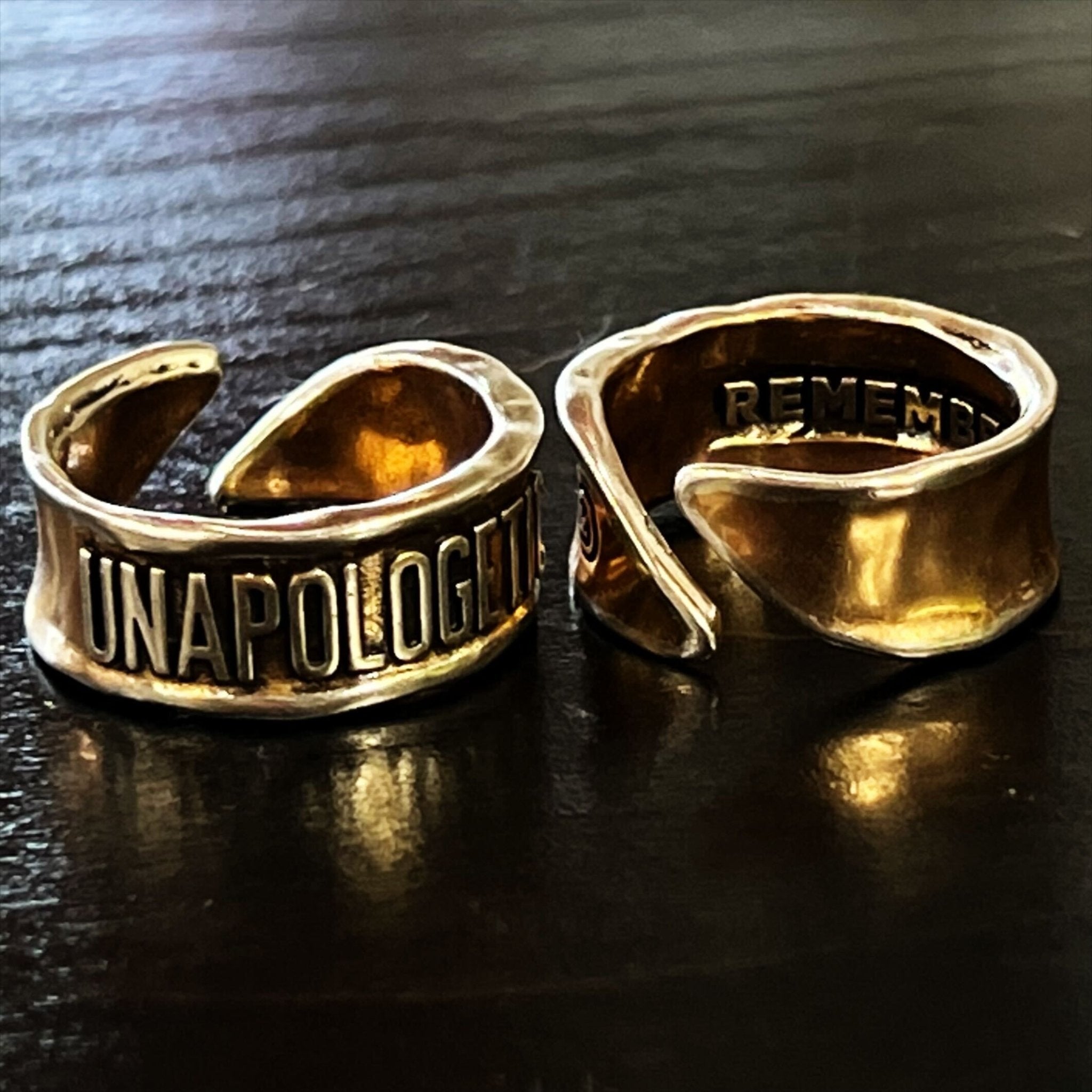 Unapologetic Remember Adjustable Ring - Che Cose Belle