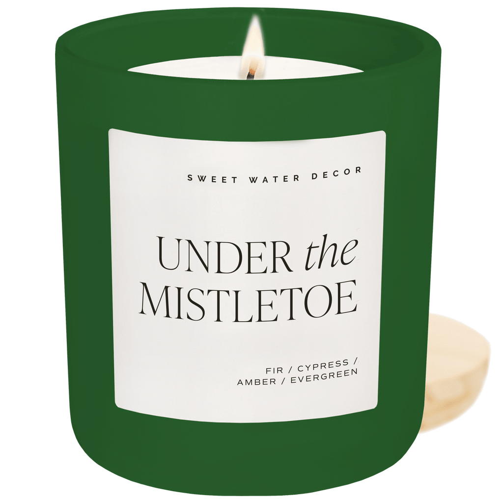 Under the Mistletoe Soy Candle - Green Matte Jar - 15 oz (Fraser Fir) - Che Cose Belle
