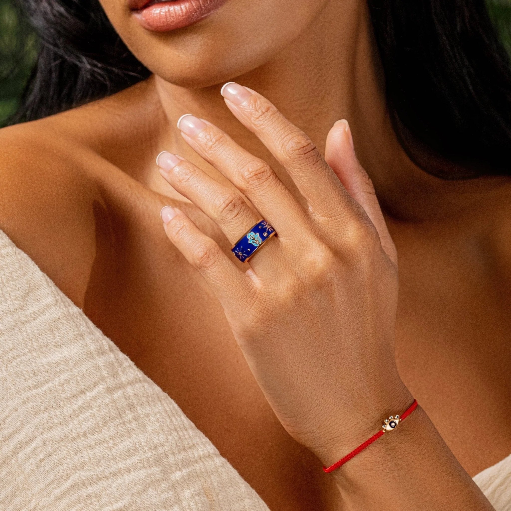 Utmost Protection - Diamond & Blue Topaz Ring - Che Cose Belle