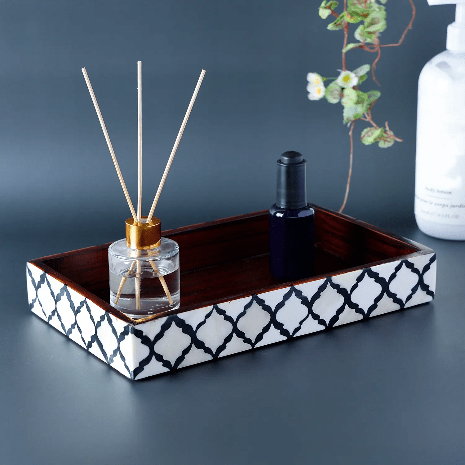 Vanity Trays Moroccan Pattern Bone & Resin inlay, Black & White, 10" x 6" - Che Cose Belle