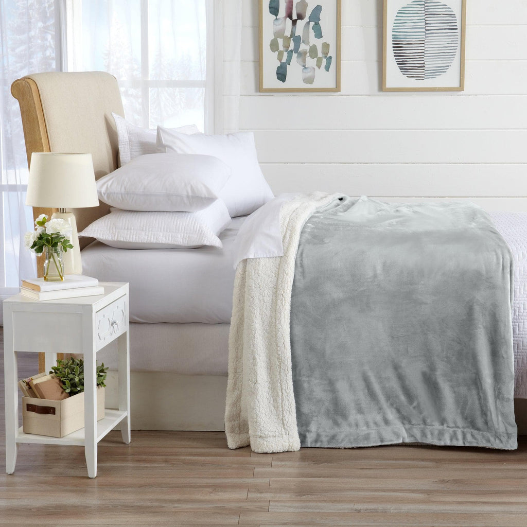 Velvet Plush Sherpa Luxury Bed Blanket - Kinsley Collection - Che Cose Belle
