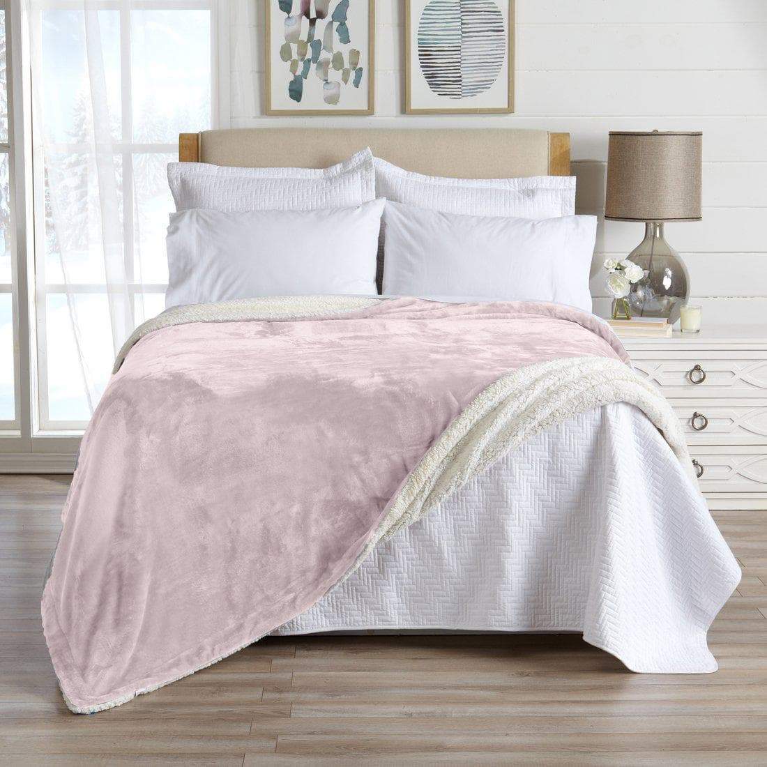 Velvet Plush Sherpa Luxury Bed Blanket - Kinsley Collection - Che Cose Belle