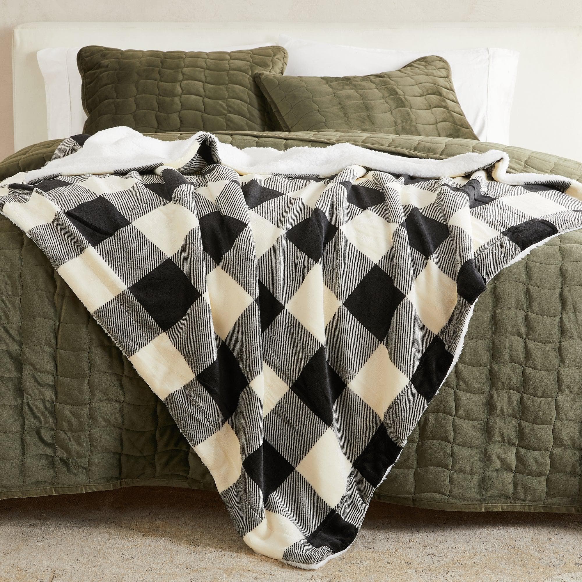 Velvet Plush Sherpa Luxury Bed Blanket - Kinsley Collection - Che Cose Belle