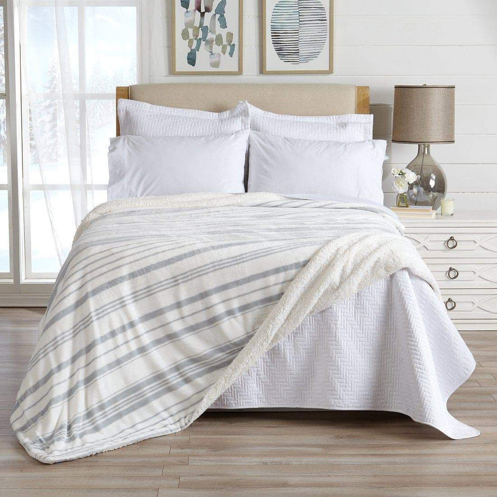 Velvet Plush Sherpa Luxury Bed Blanket - Kinsley Collection - Che Cose Belle