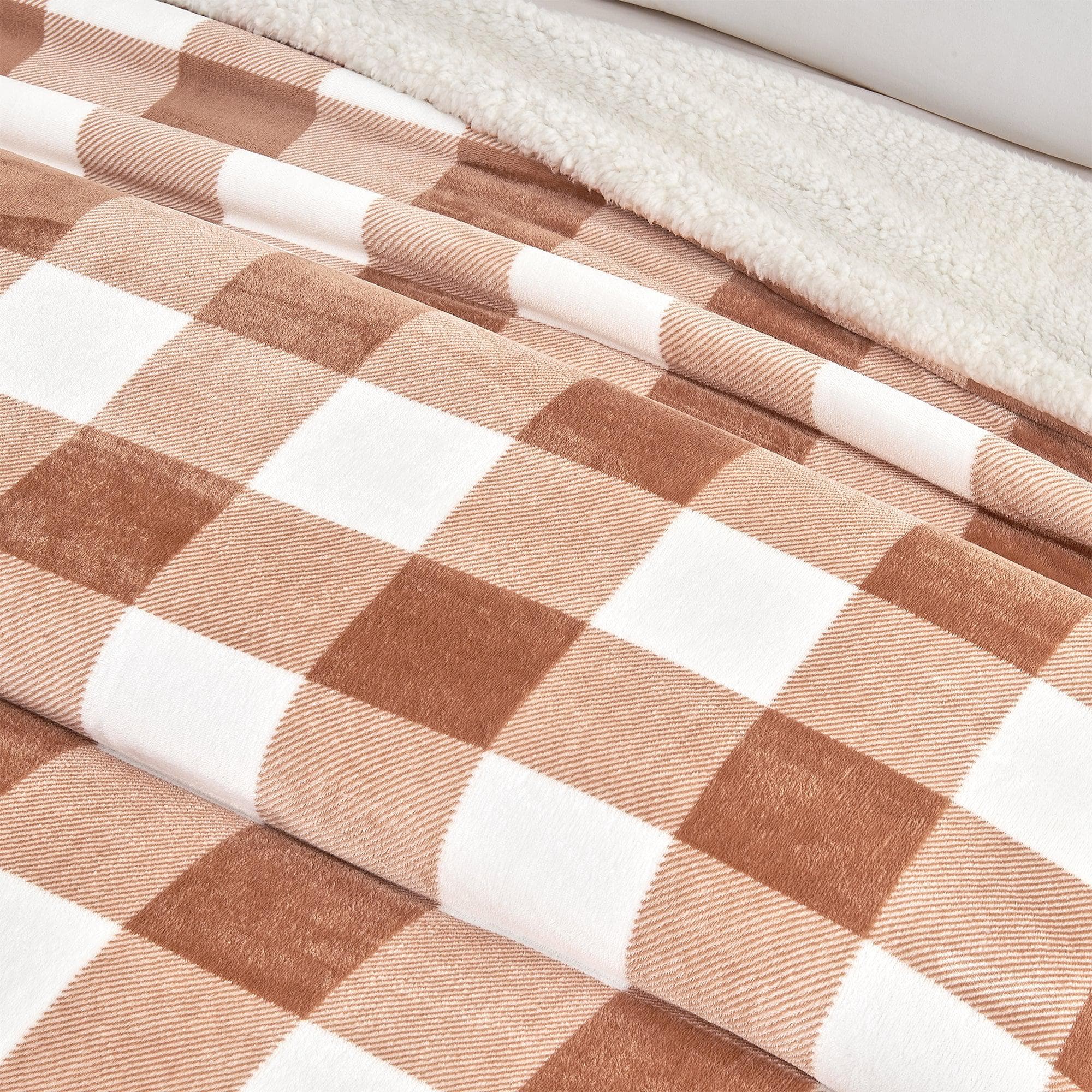 Velvet Plush Sherpa Luxury Bed Blanket - Kinsley Collection - Che Cose Belle