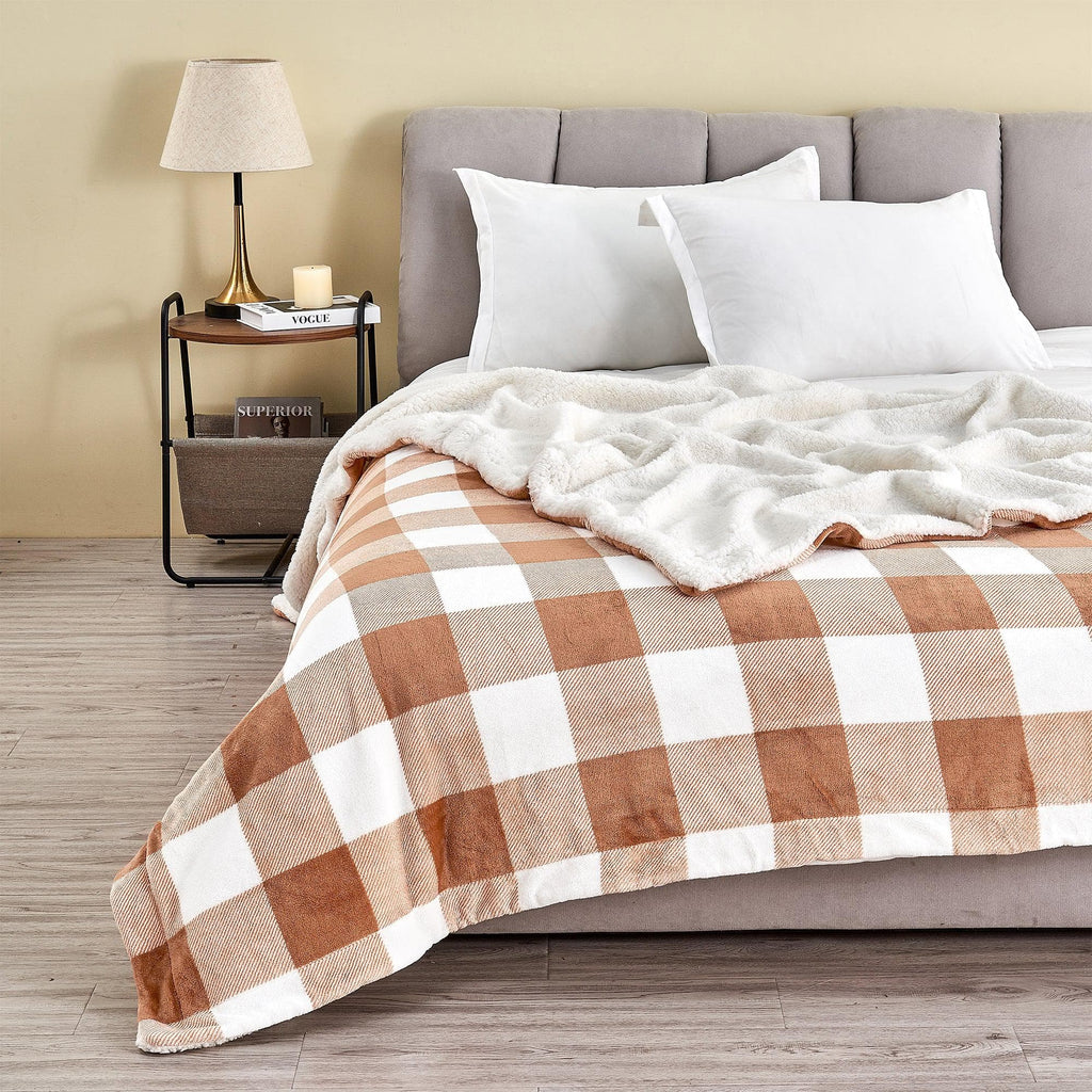 Velvet Plush Sherpa Luxury Bed Blanket - Kinsley Collection - Che Cose Belle