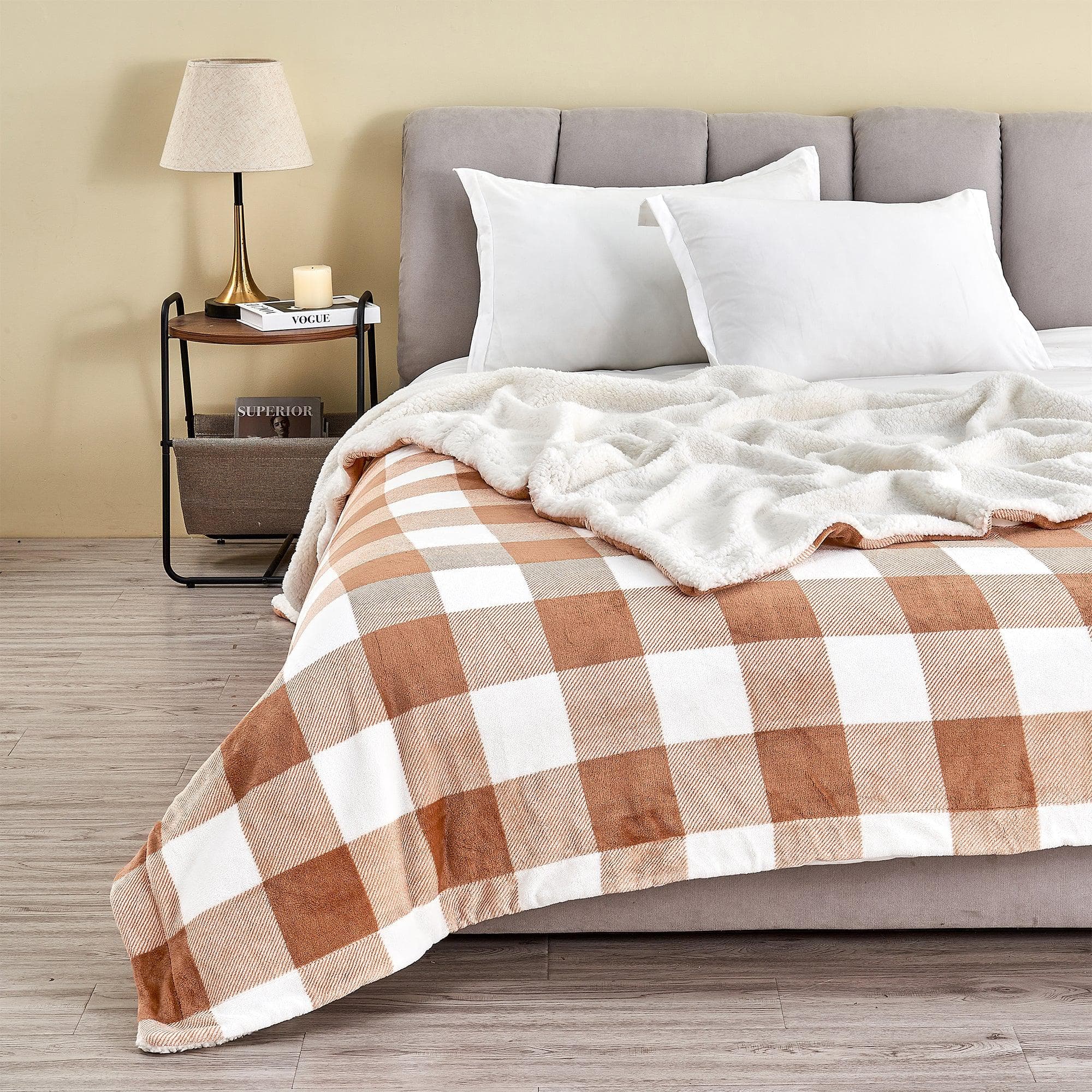 Velvet Plush Sherpa Luxury Bed Blanket - Kinsley Collection - Che Cose Belle