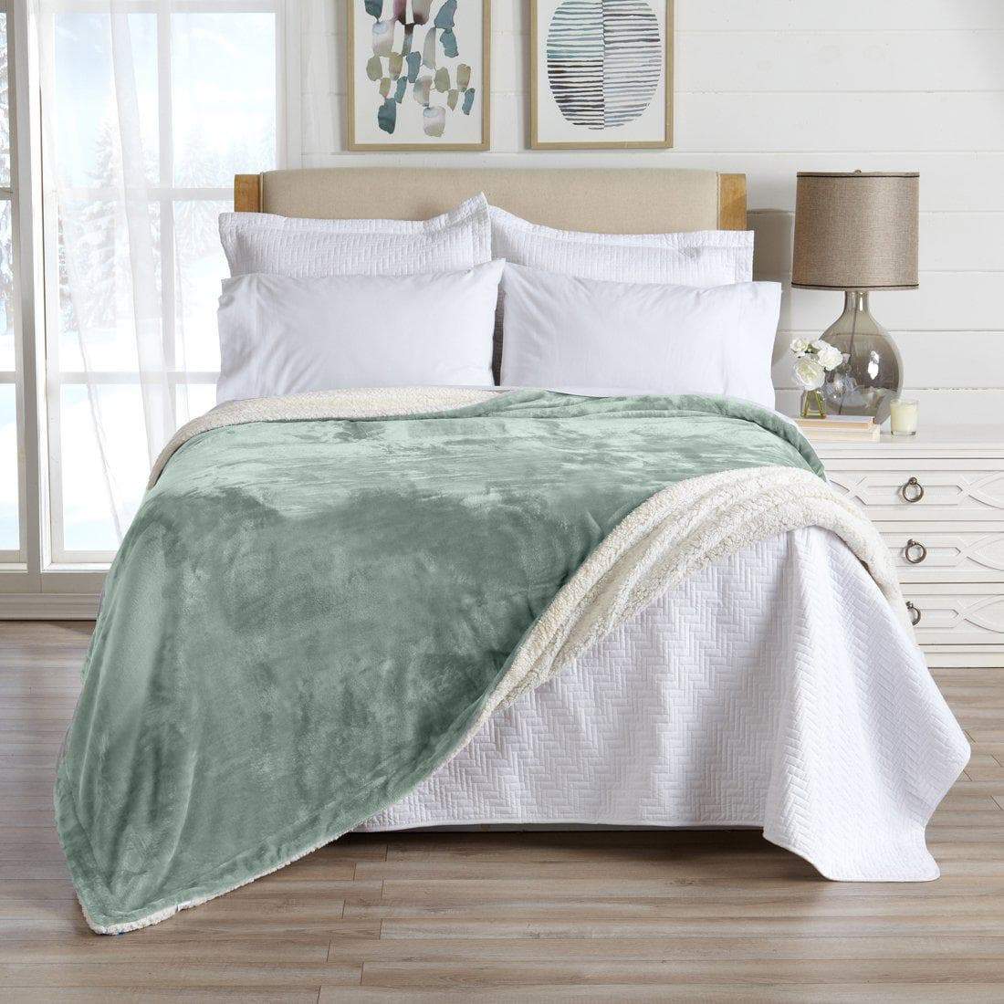 Velvet Plush Sherpa Luxury Bed Blanket - Kinsley Collection - Che Cose Belle