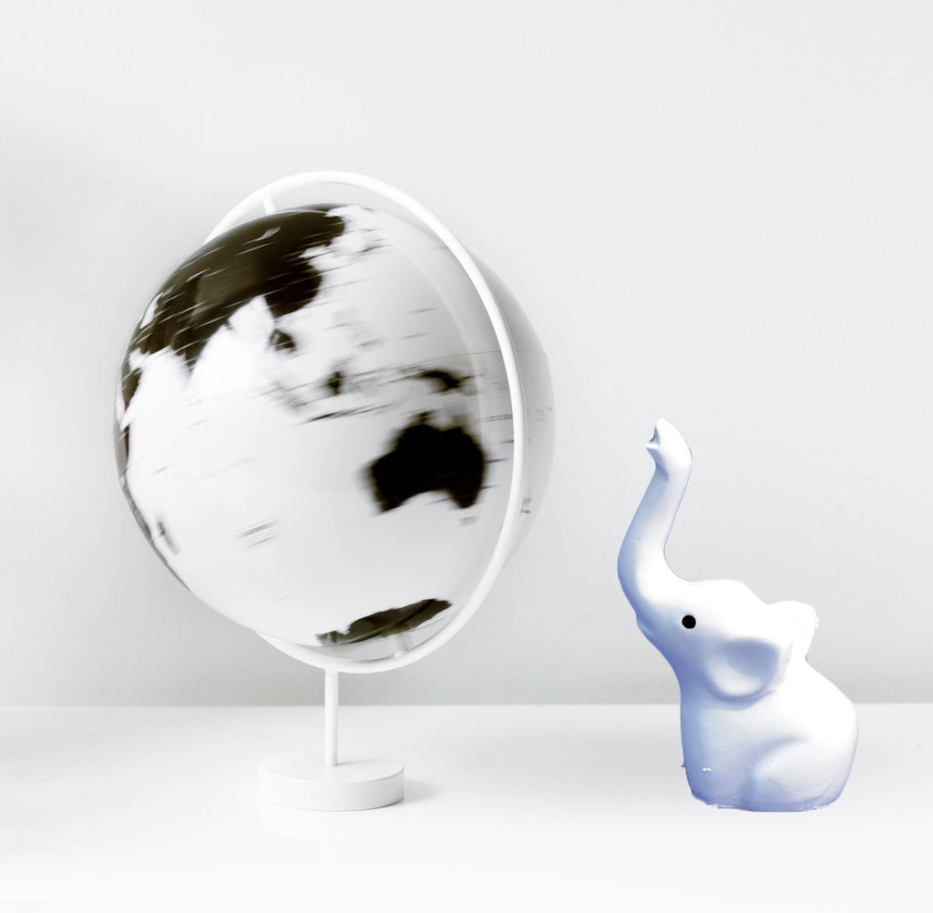 Vibhsa Baby Elephant Ring Holder - Che Cose Belle