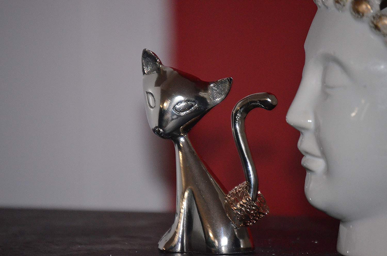 Vibhsa Cat Ring Holder (Silver) - Che Cose Belle
