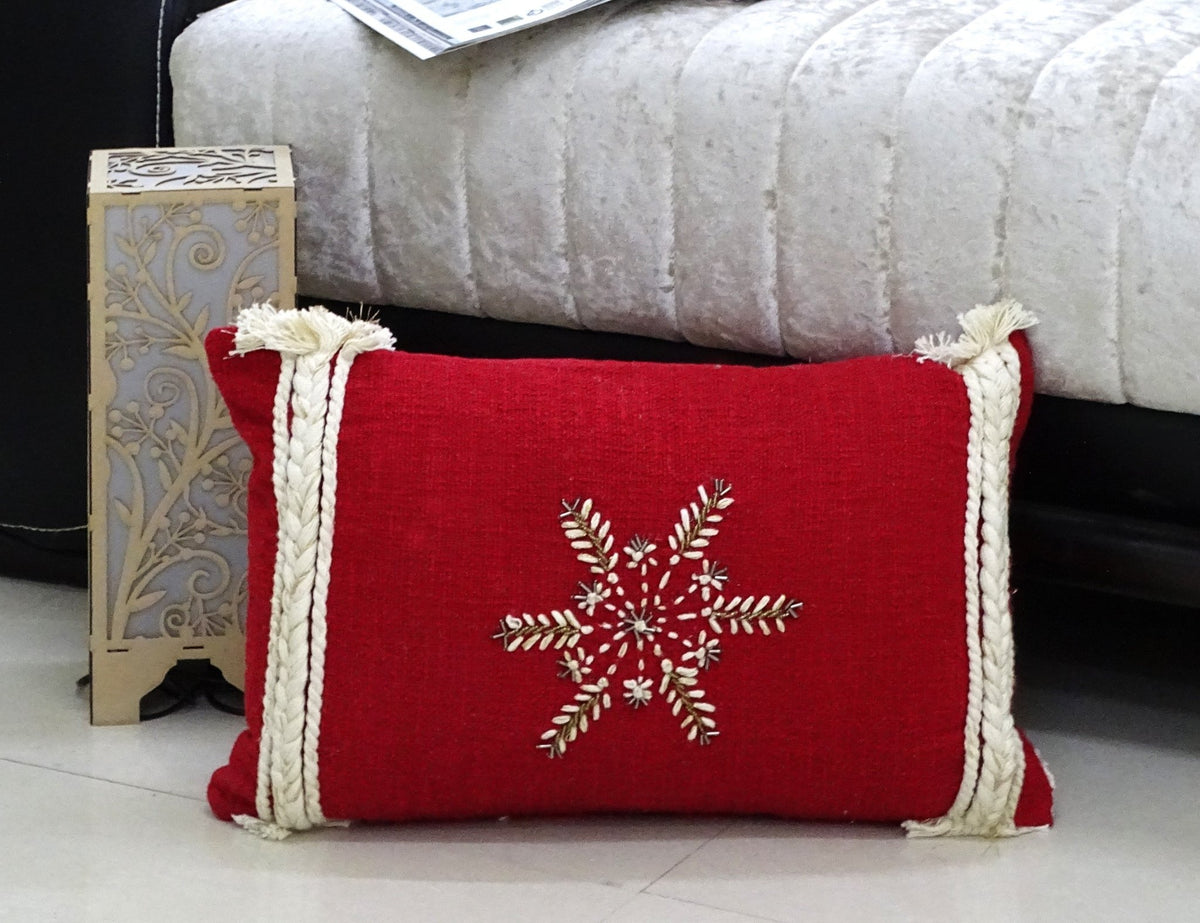 Vibhsa Christmas Throw Pillow for couch 14" x 24" - Che Cose Belle