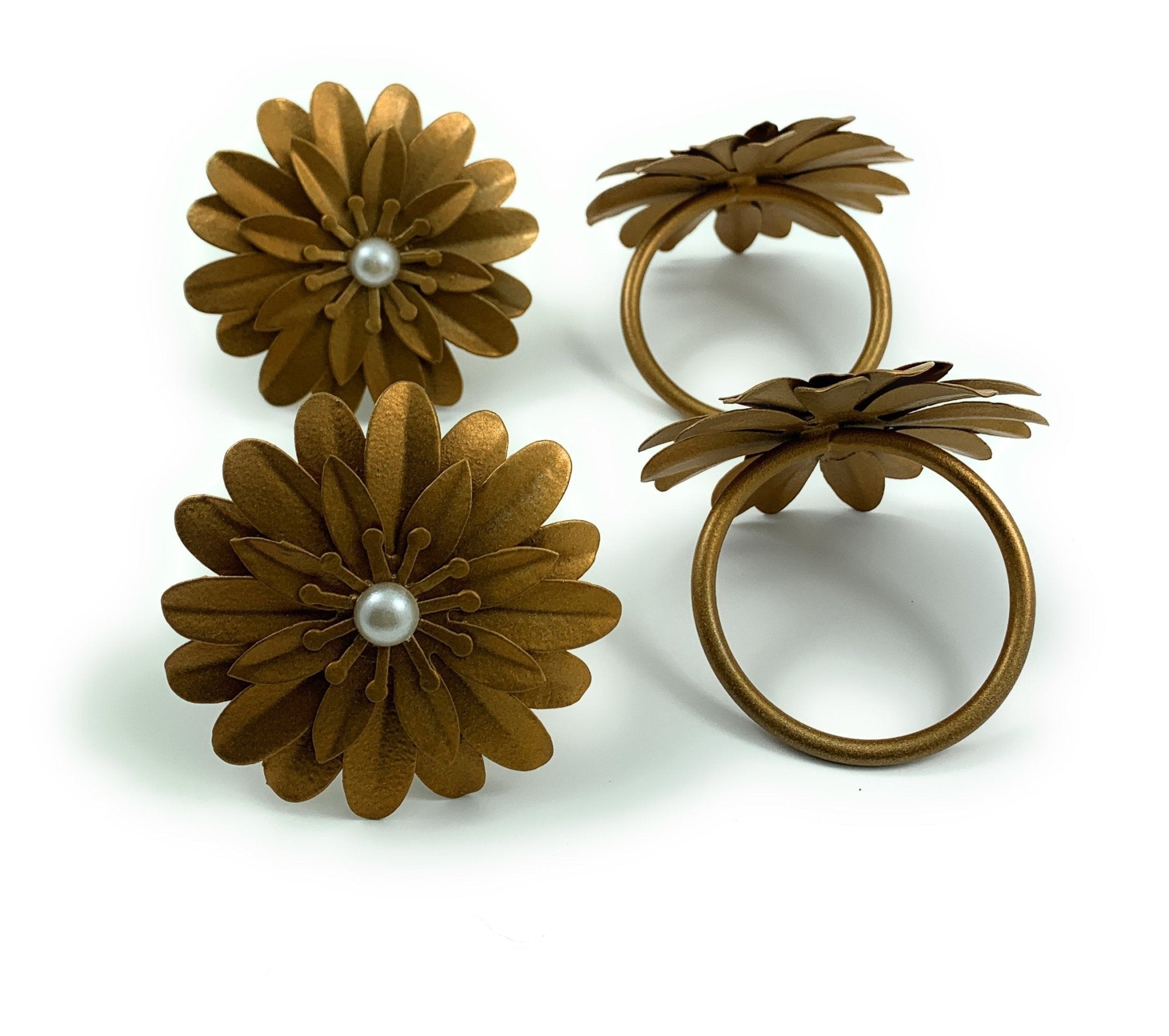 Vibhsa Golden Floral Set of 4 Napkin Rings - Che Cose Belle