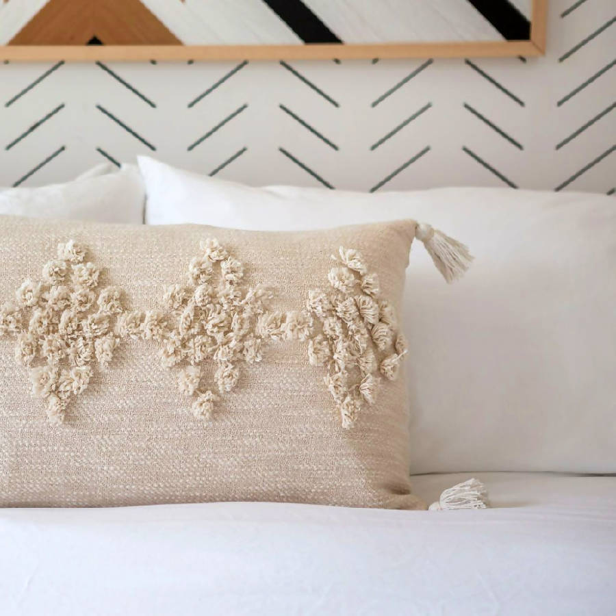 Viha Throw Pillow - Che Cose Belle