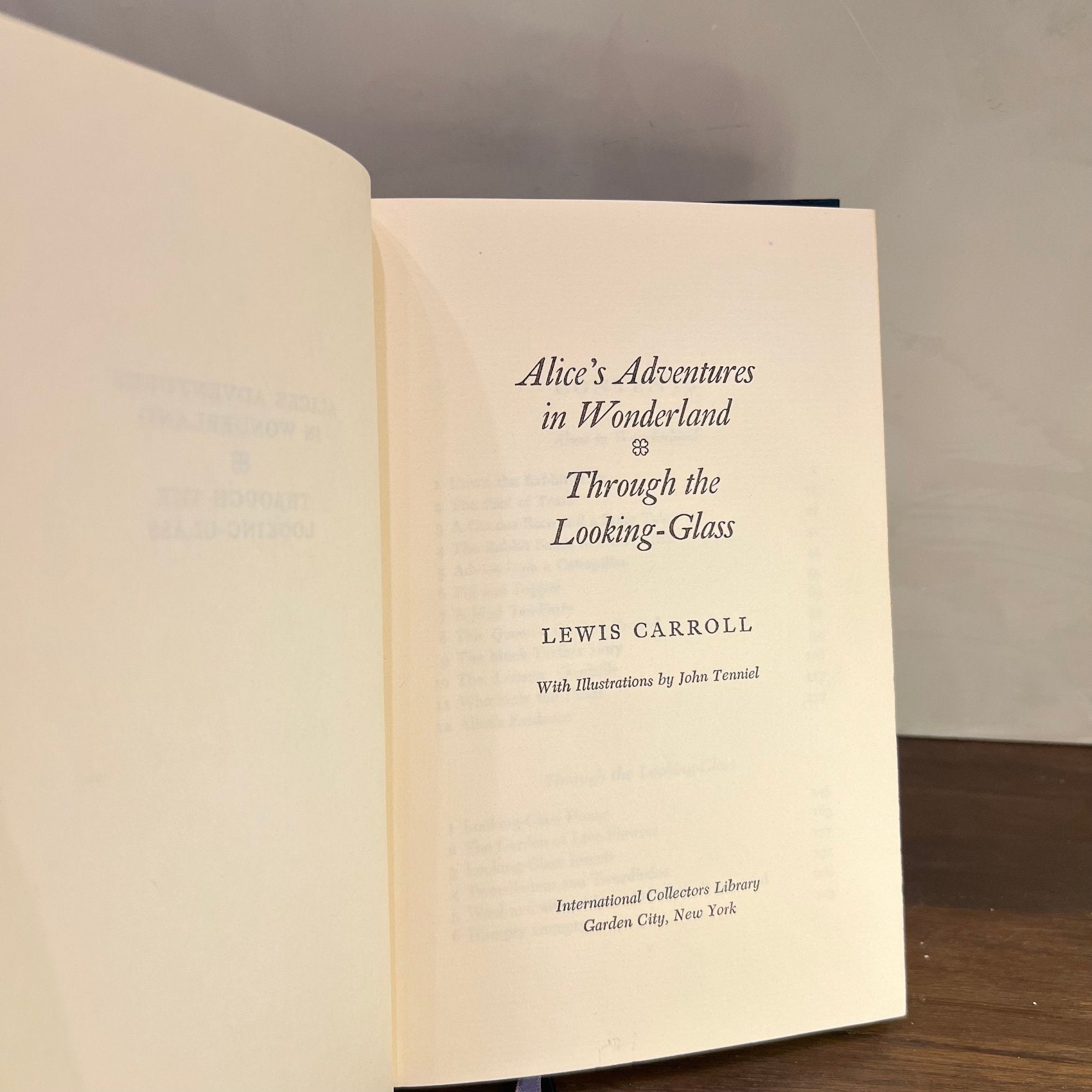 Vintage Blue Gilded Books - Classics - Che Cose Belle