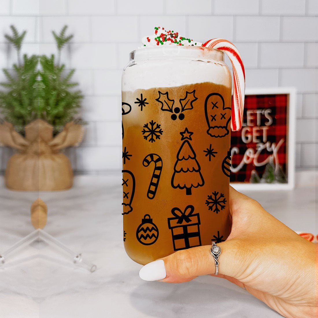 Vintage Christmas 17oz Can Cup - Limited Edition Holiday Collectible Mug - Che Cose Belle