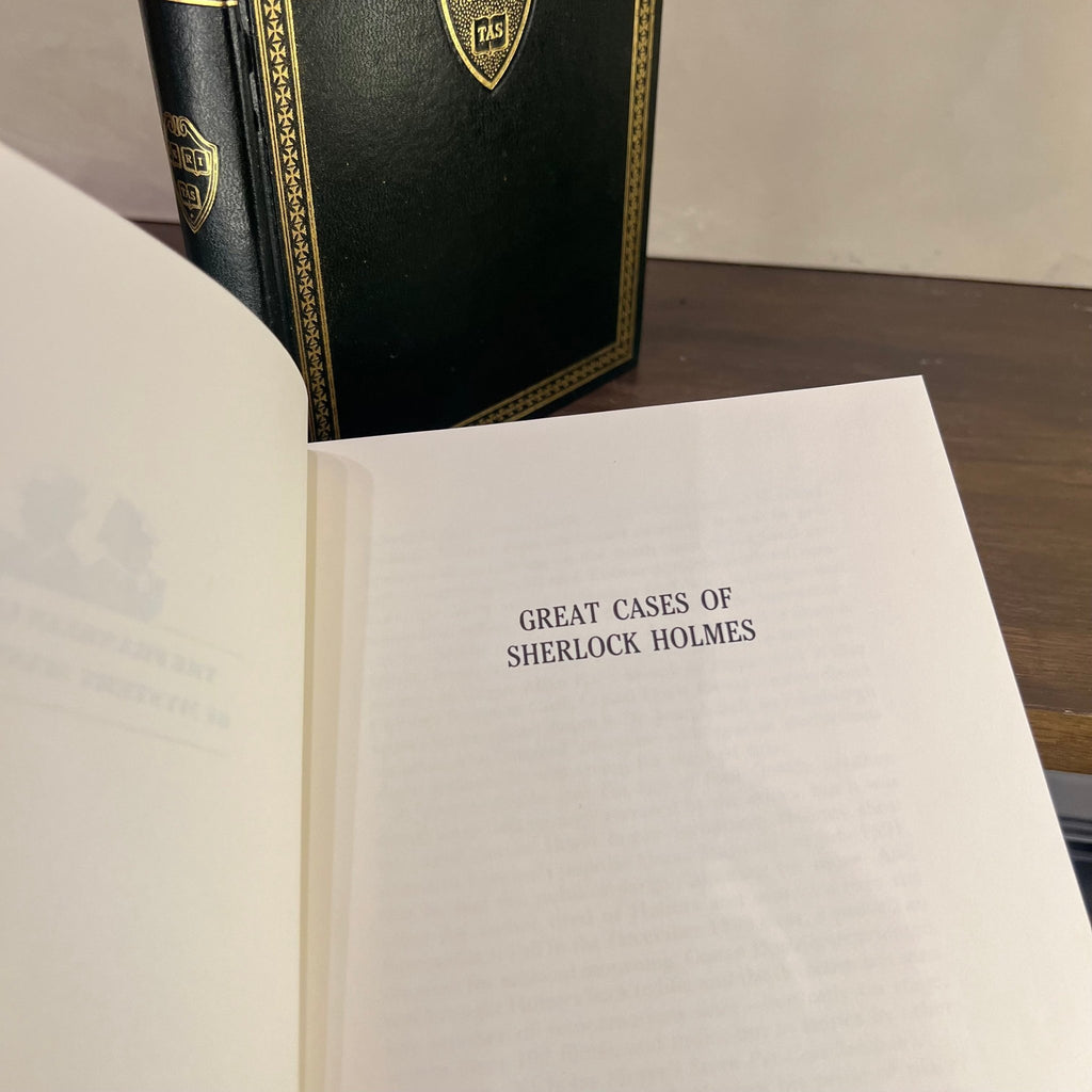 Vintage Green Gilded Books - Che Cose Belle