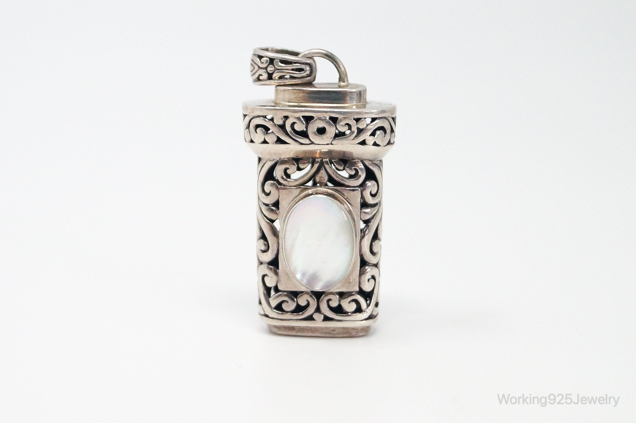 Vintage Large Mother Of Pearl Bali Inspired Sterling Silver Pendant - Che Cose Belle