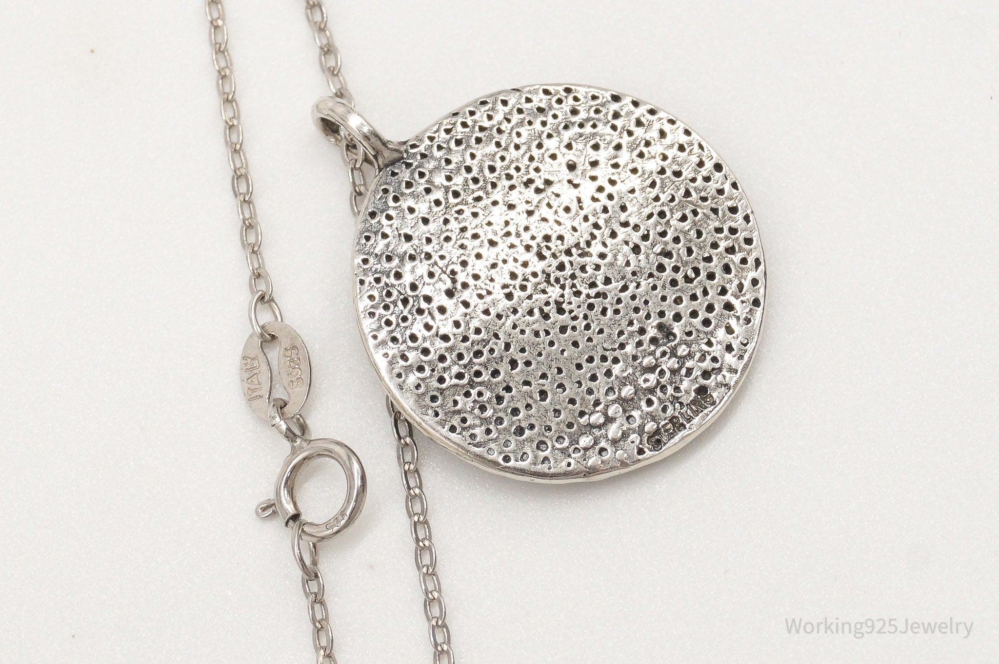 Vintage Om Symbol Sterling Silver Necklace - Che Cose Belle