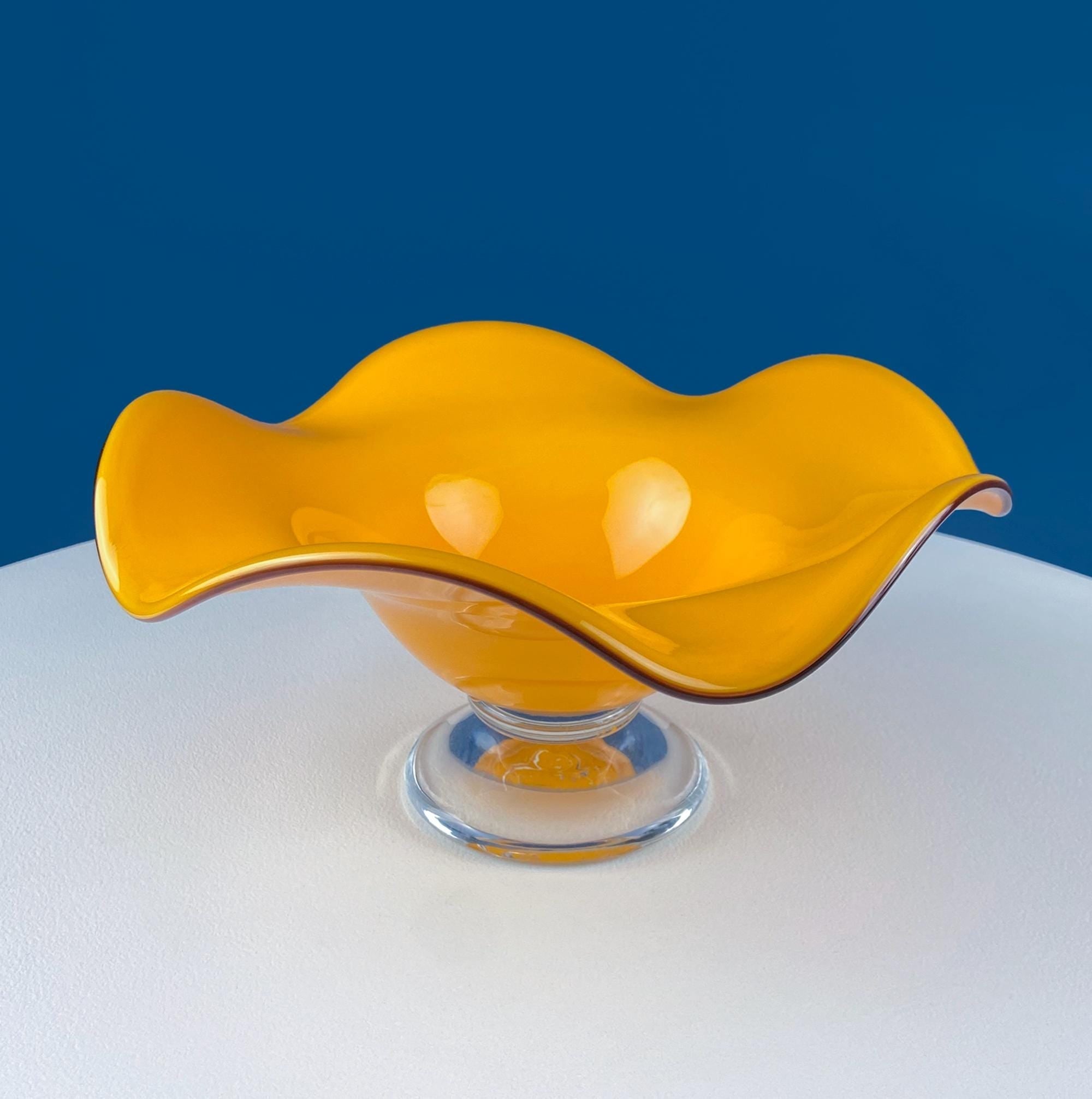 Vintage Orange Glass Footed Fruit Bowl. Unique Mid Century Modern Hand Blown Serving, Candy Dish. Modern Home Decor. Gift for Him Her. - Che Cose Belle
