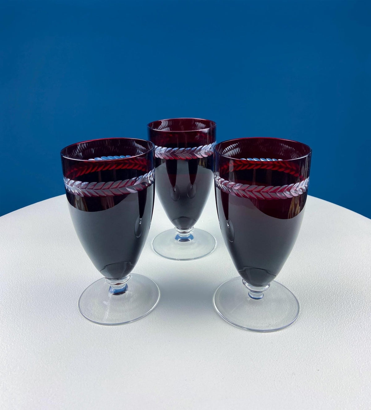 Vintage Ruby Red Bohemian Crystal Wine Water Goblets. Red to Clear with Engraved Laurel Wreath Band. Set of Six Stemware. Dining Room Decor - Che Cose Belle