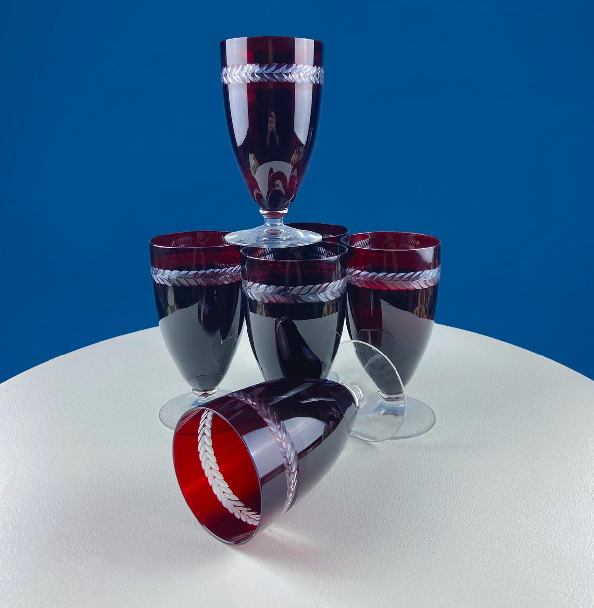 Vintage Ruby Red Bohemian Crystal Wine Water Goblets. Red to Clear with Engraved Laurel Wreath Band. Set of Six Stemware. Dining Room Decor - Che Cose Belle