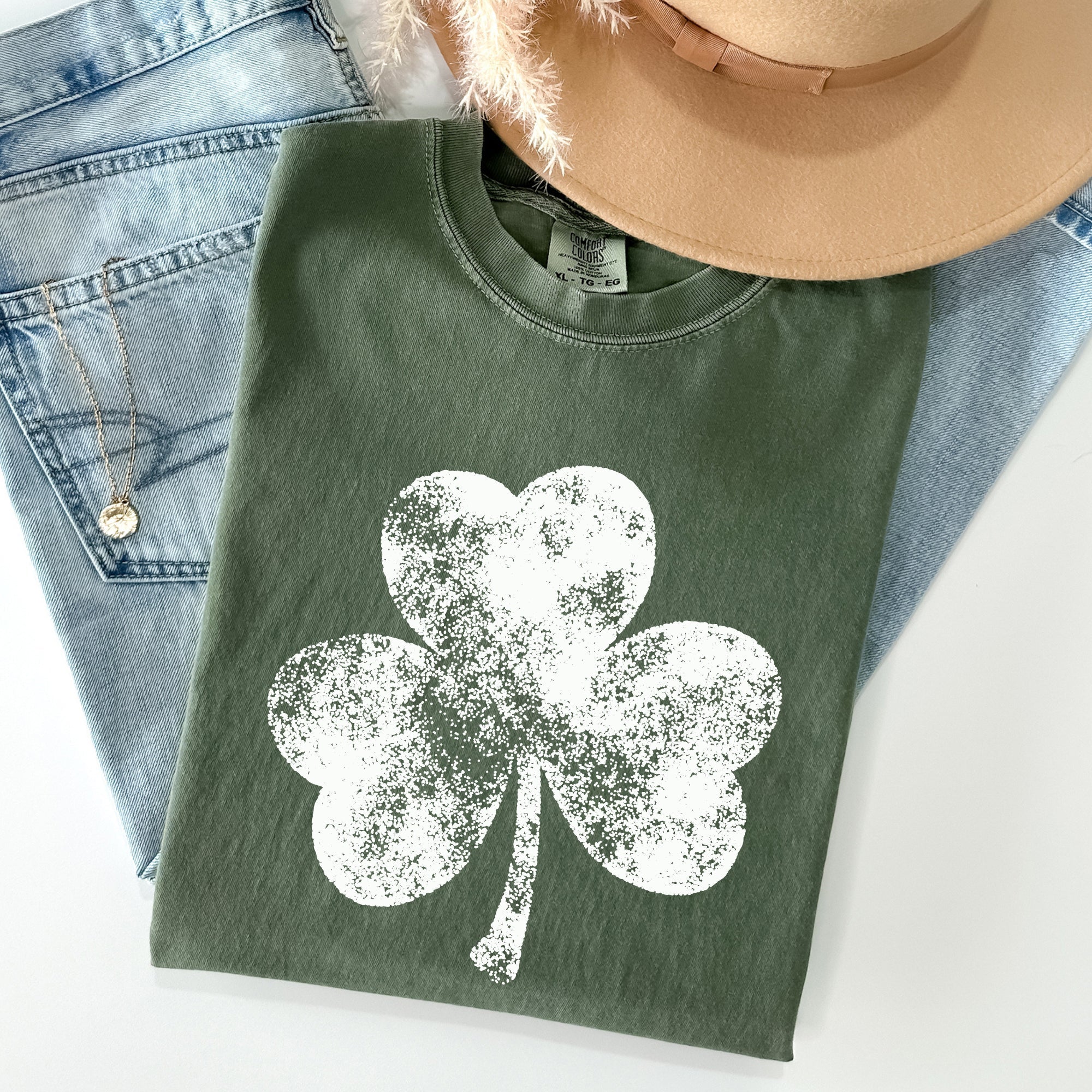 Vintage Shamrock, St Patrick's Day Comfort Colors Tshirt - Che Cose Belle
