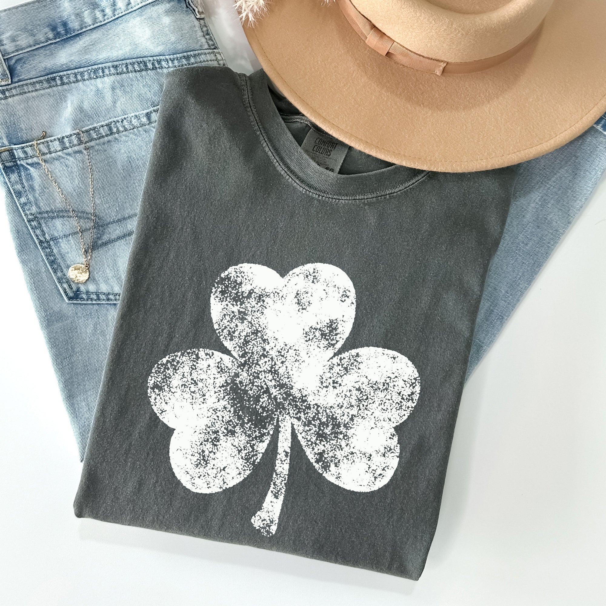 Vintage Shamrock, St Patrick's Day Comfort Colors Tshirt - Che Cose Belle