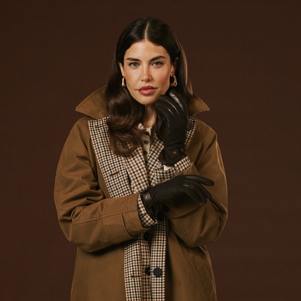 Violetta (dark brown) - Italian tweed women's gloves with touchscreen capability and adjustable snap button - Che Cose Belle