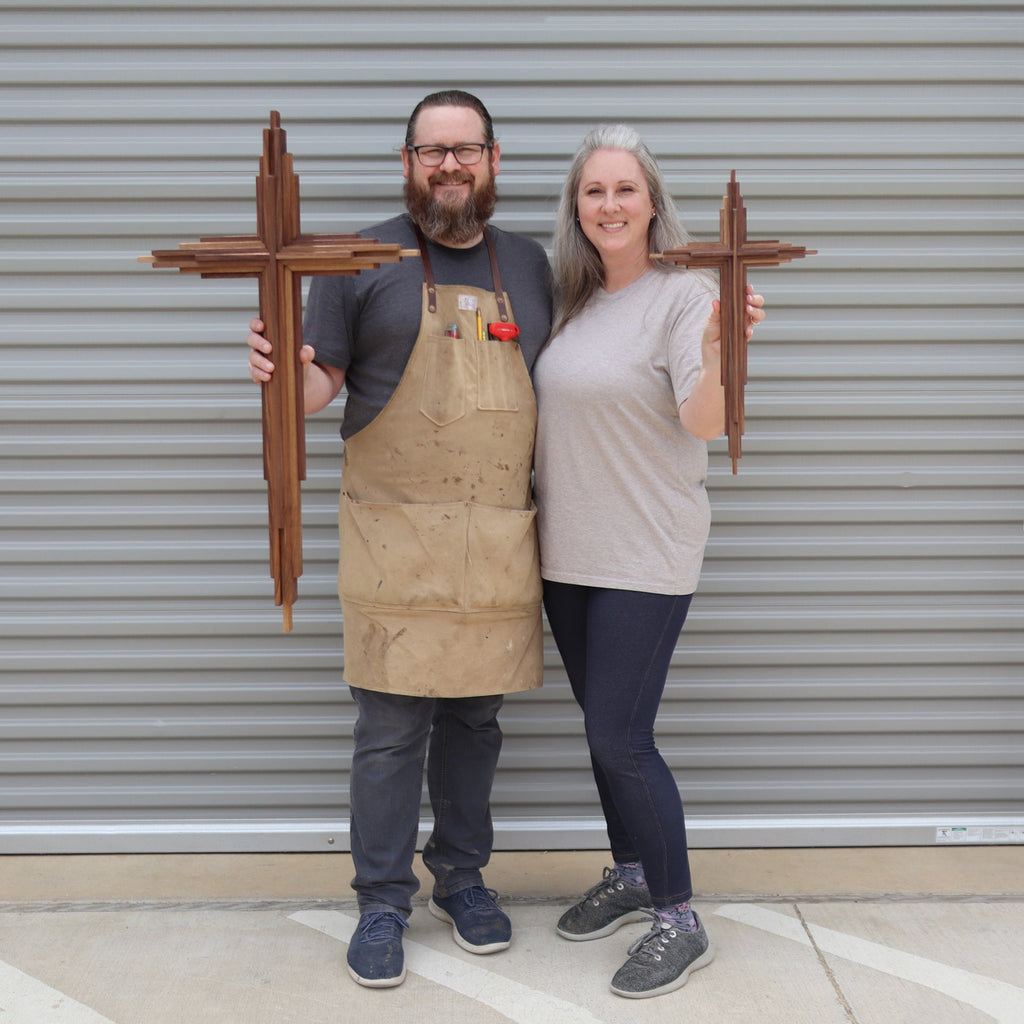 Walnut Layered Cross - Che Cose Belle