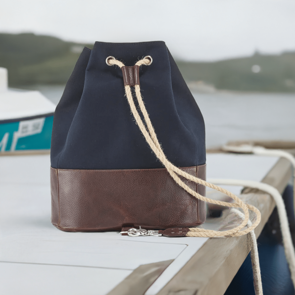 WANDERLUST Canvas Duffle Bag ~ Classic Navy - Che Cose Belle