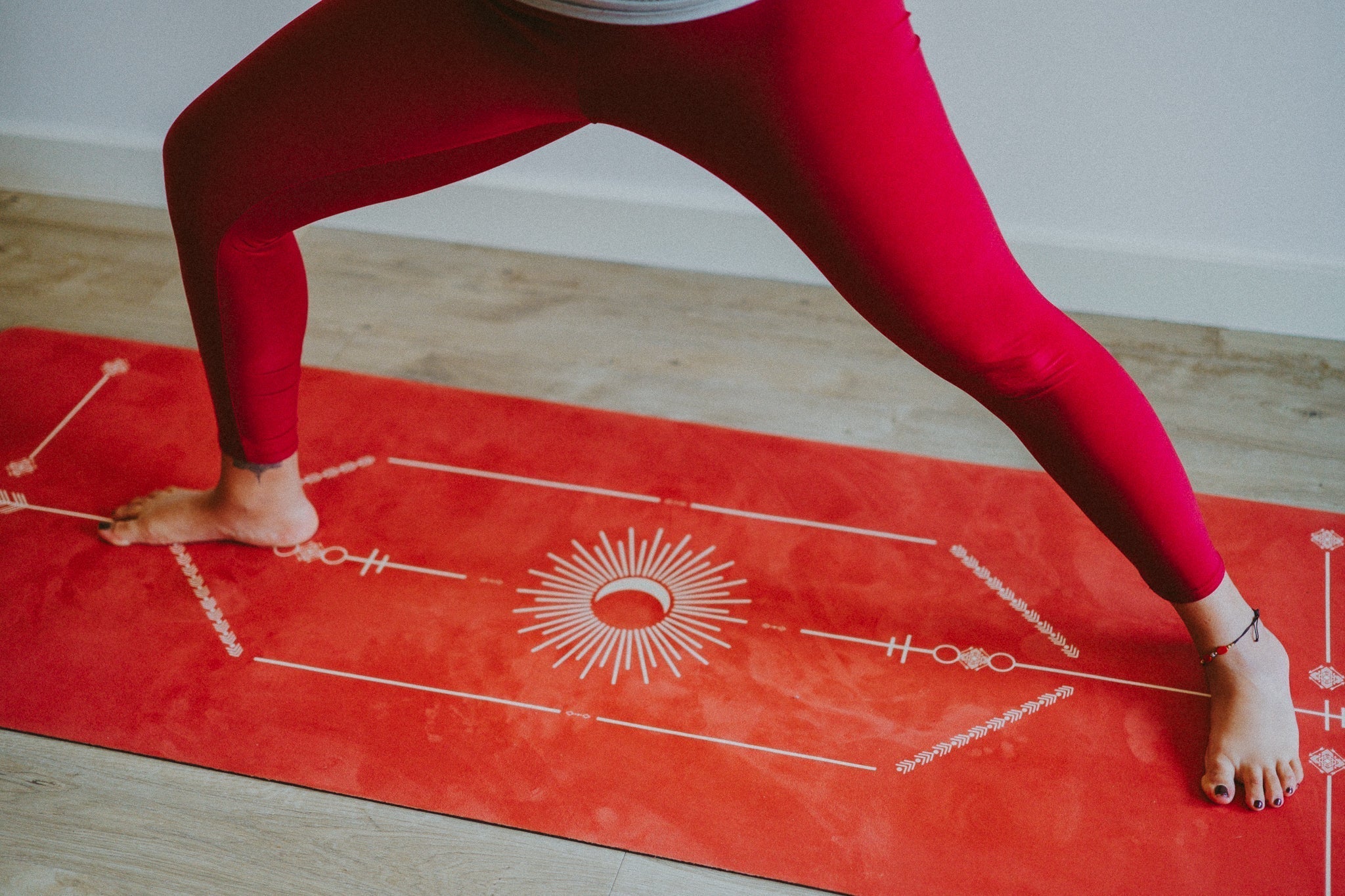 Warrior Red Velvet - Sustainable Yoga Mat - Che Cose Belle