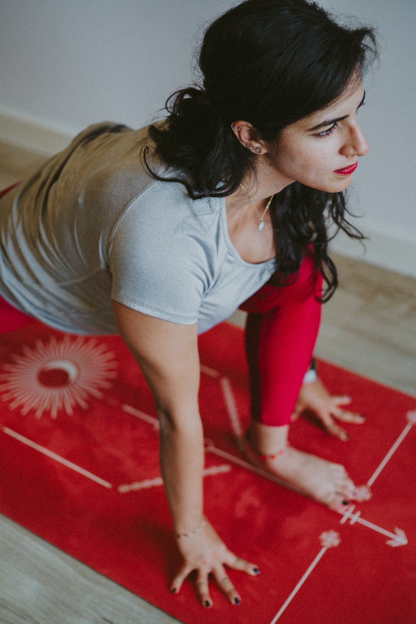 Warrior Red Velvet - Sustainable Yoga Mat - Che Cose Belle