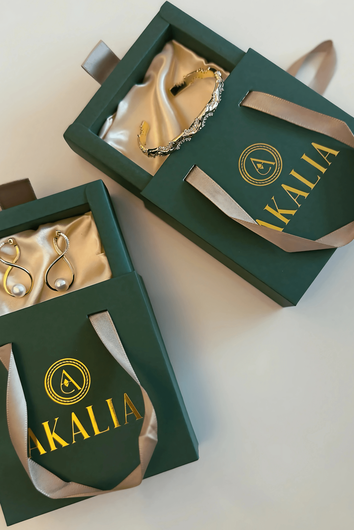 Waterproof Infinity Earrings with Pearl Hoop Earrings - Che Cose Belle