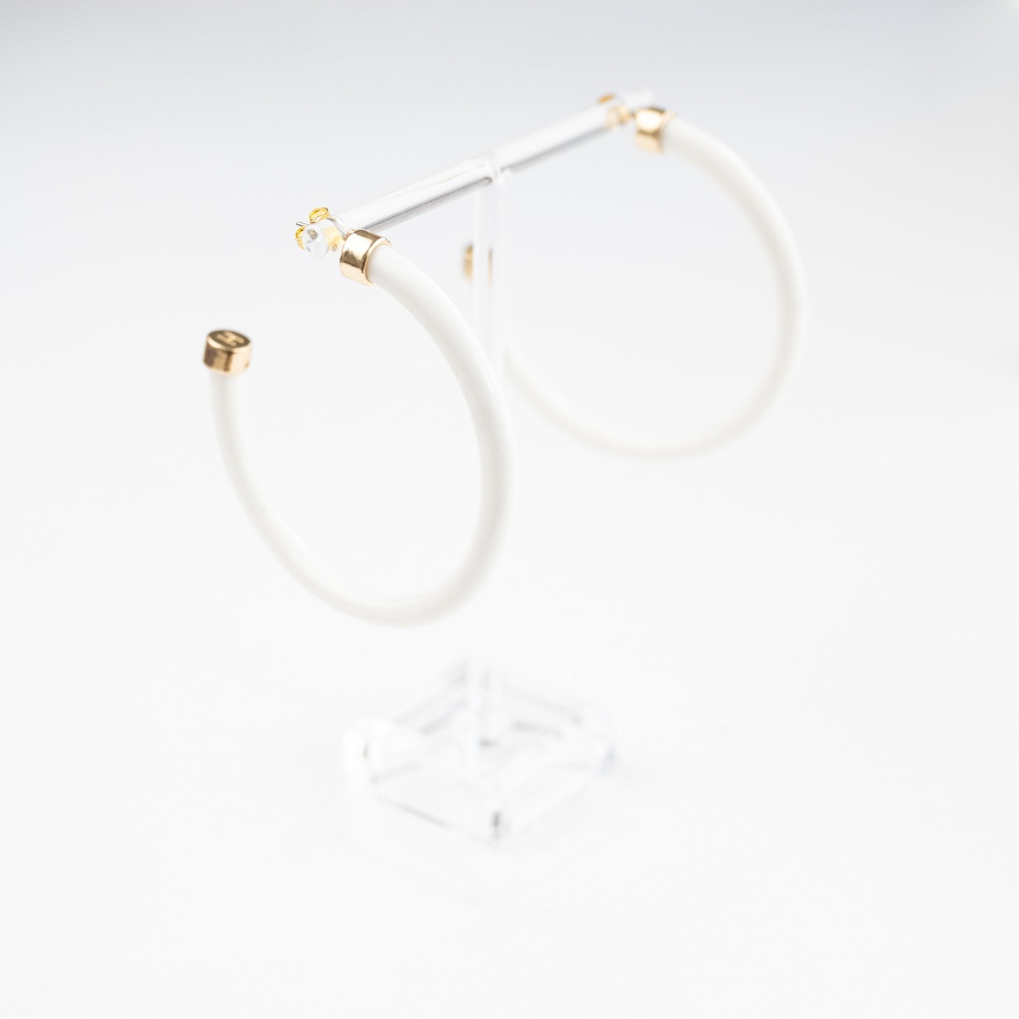 White Hoop Earrings - Che Cose Belle