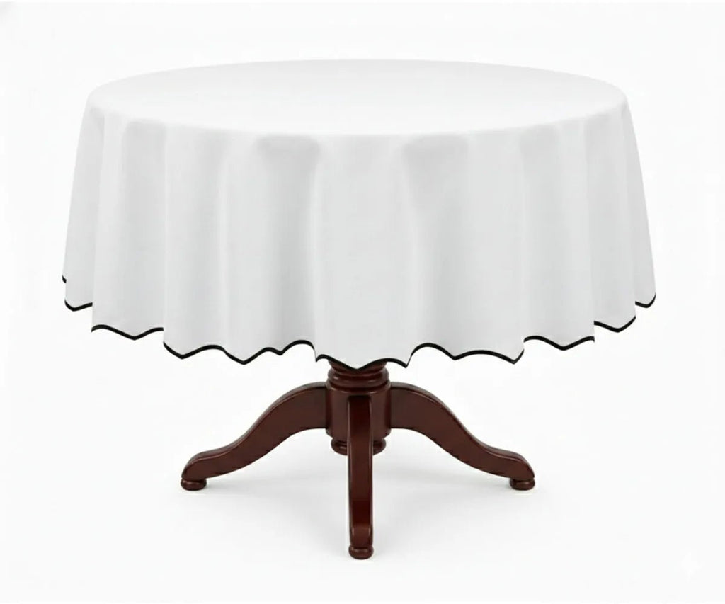 White Round Cloth Tablecloths - Scalloped Edge - Che Cose Belle