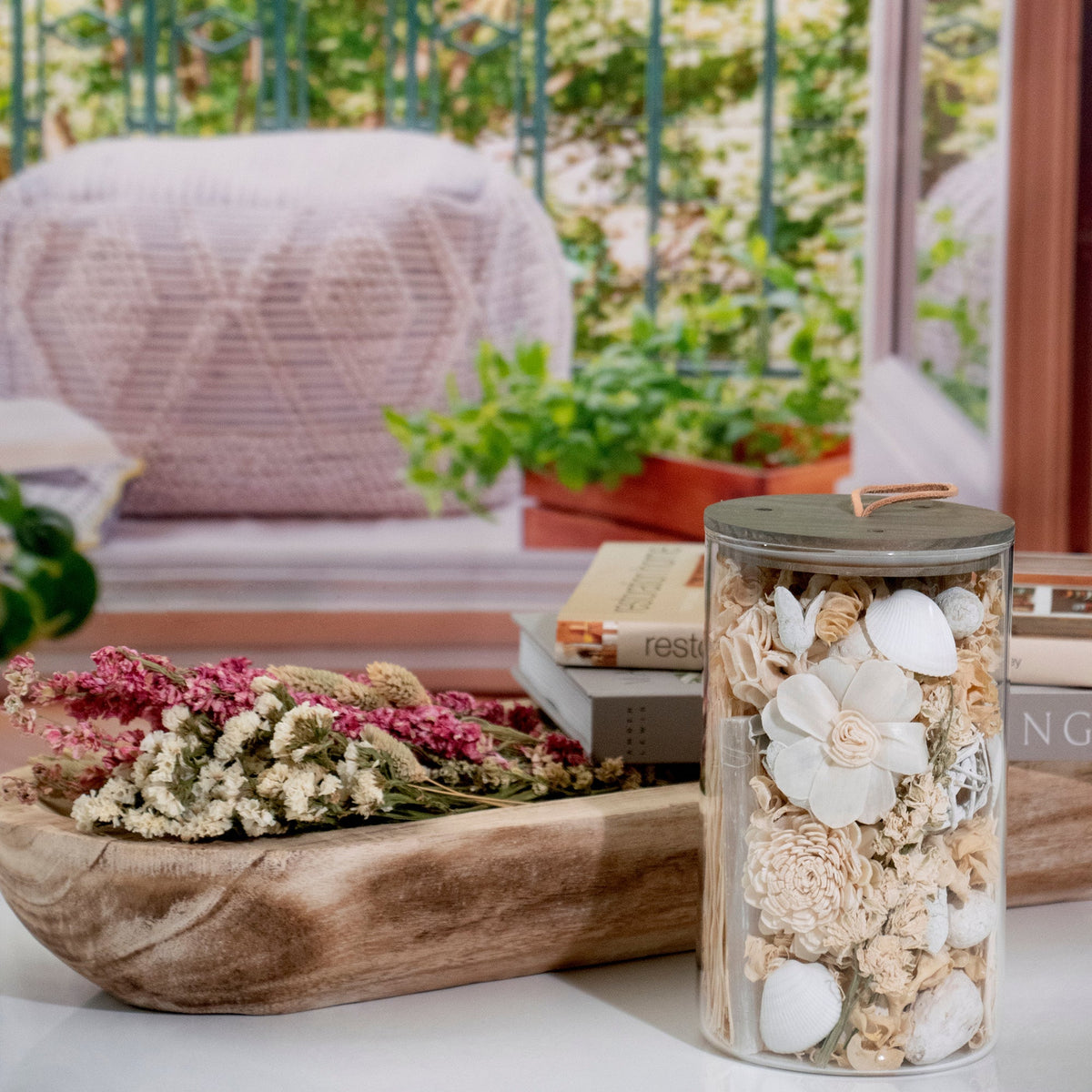 White Selenite & Sandalwood Potpourri Jar - Che Cose Belle