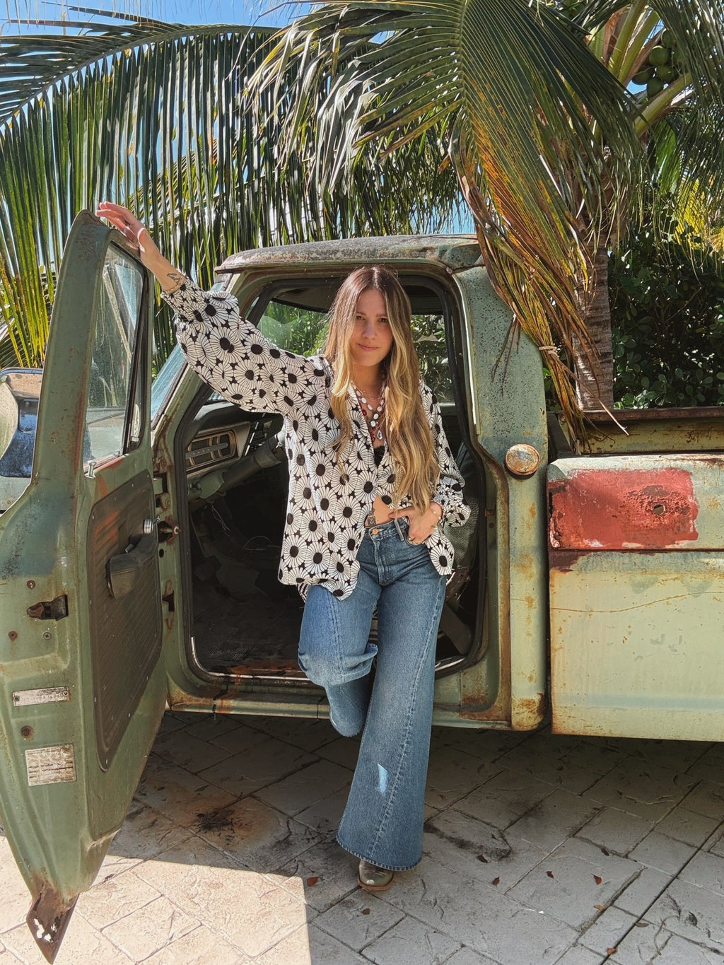 White Wedding Retro Floral Button Up Blouse - Che Cose Belle