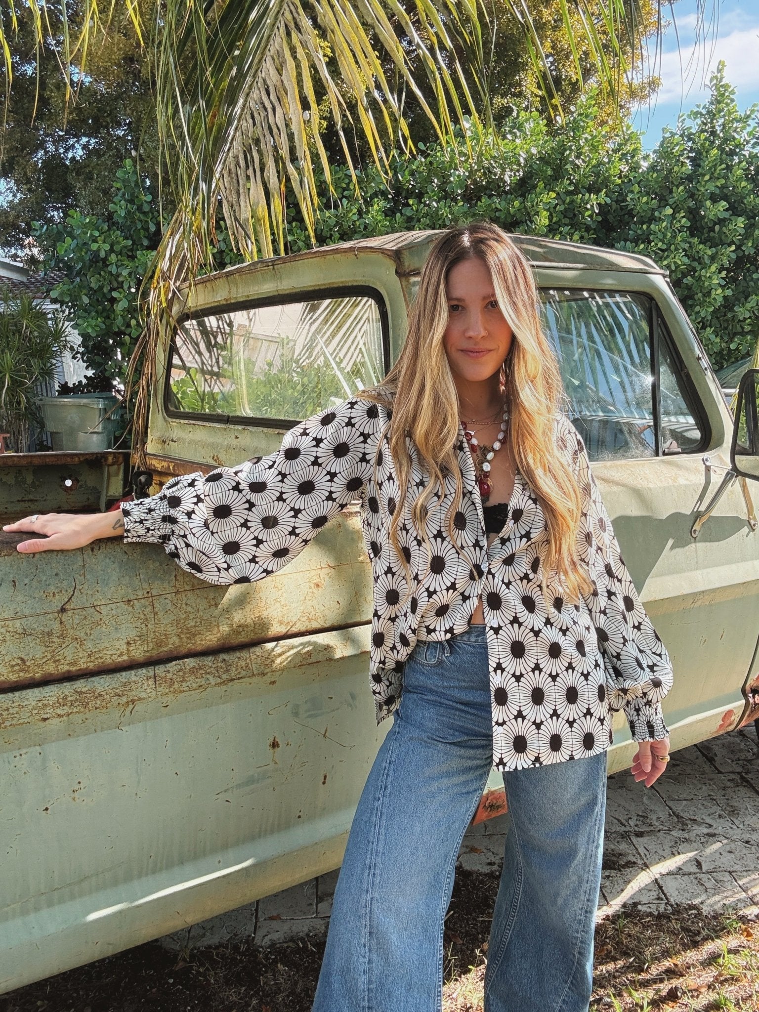 White Wedding Retro Floral Button Up Blouse - Che Cose Belle