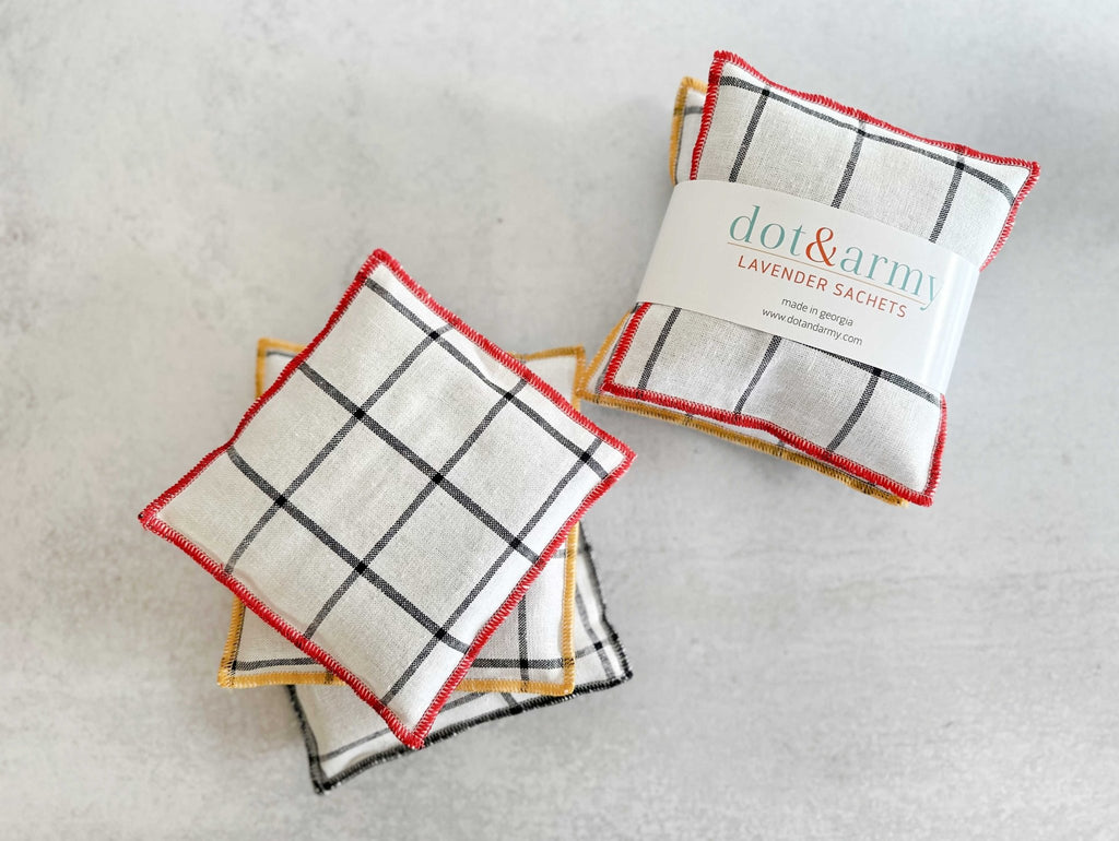 Windowpane Linen Lavender Sachets, set of two - Che Cose Belle