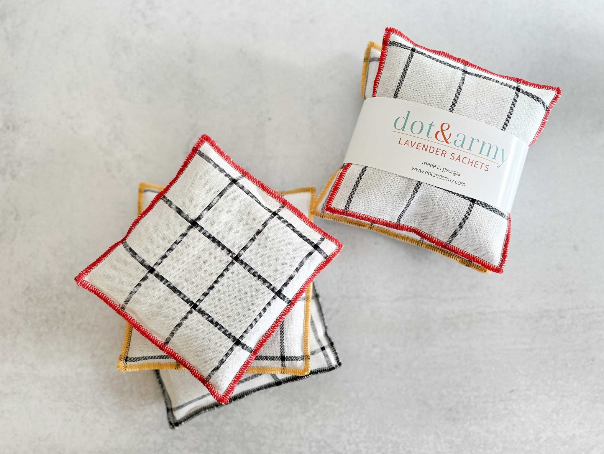 Windowpane Linen Lavender Sachets, set of two - Che Cose Belle