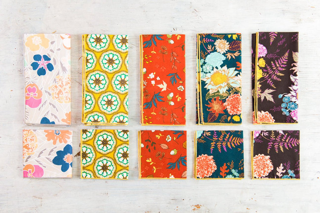 Winter Blue Floral Cloth Napkins, set of four - Che Cose Belle