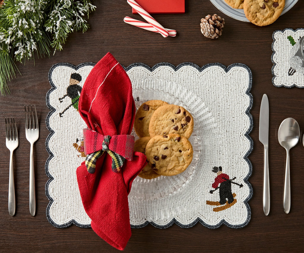 Winter Skier Christmas placemats Set – Snowy Mountain Dining Table Decor – Winter Wonderland Table Setting - Che Cose Belle