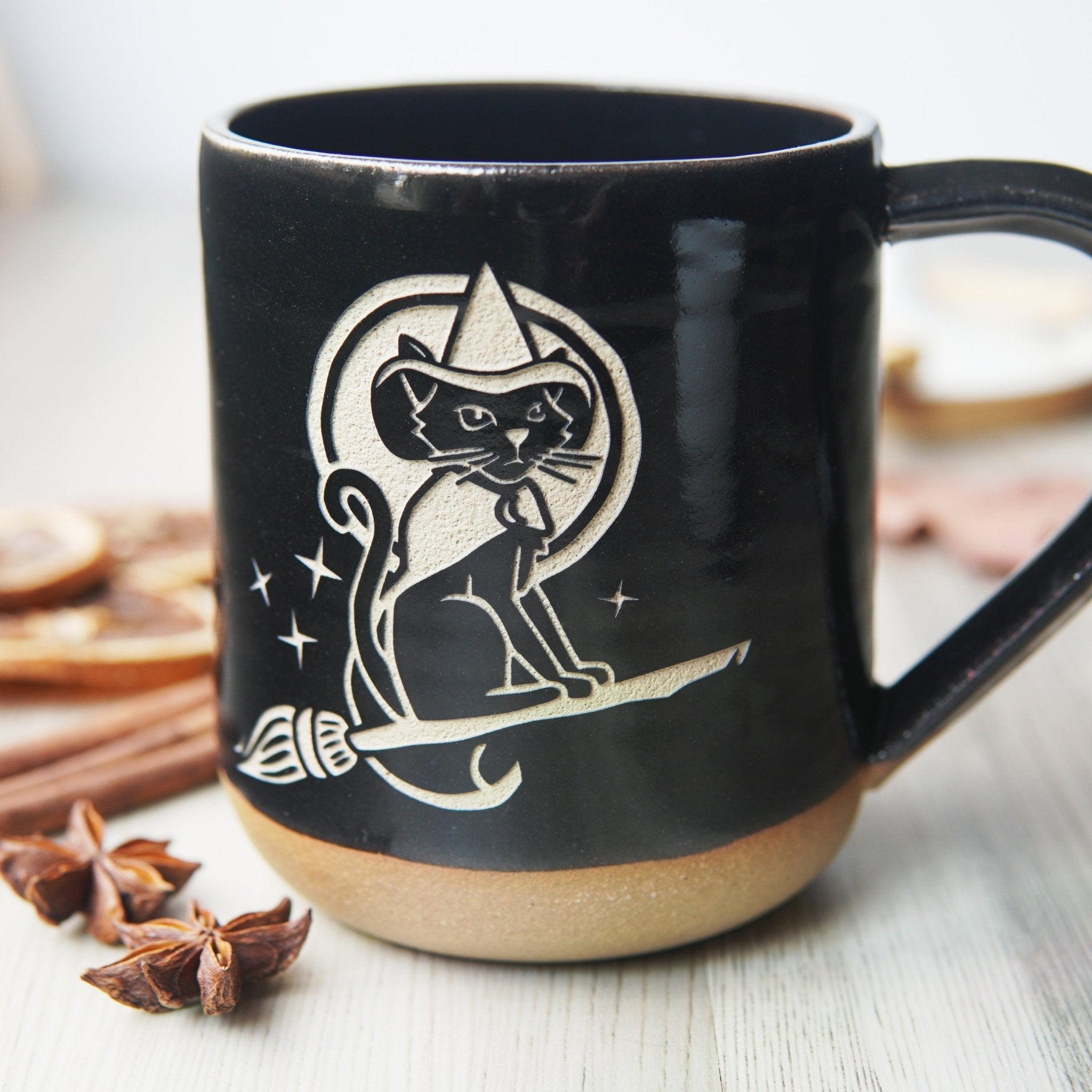 Witch Cat Halloween Mug, Farmhouse Style Handmade Pottery - Che Cose Belle