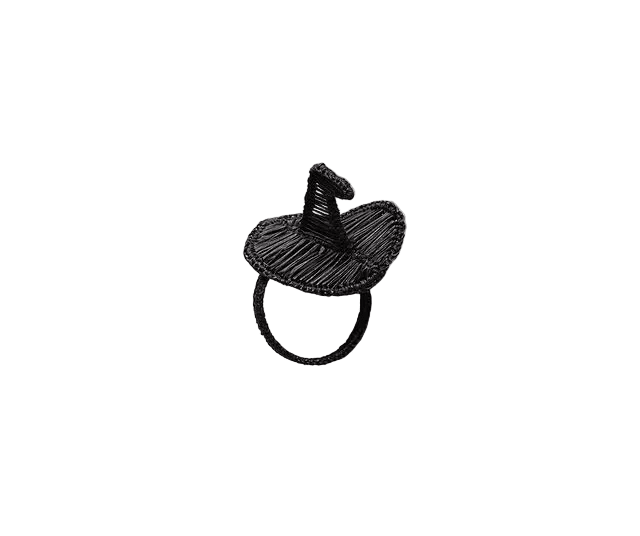 Witch Hat Napkin Ring – Handmade Halloween Table Decor – Black Woven Boho Napkin Holder – Spooky Fall Party Accent – Hostess Gift Idea - Che Cose Belle