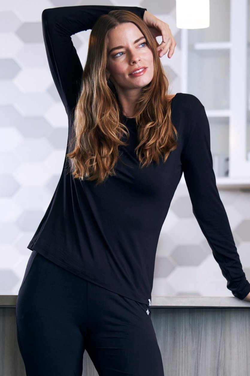 Women's Bamboo Lounge Set - Long Sleeve T-Shirt and Jogger Pants - Che Cose Belle